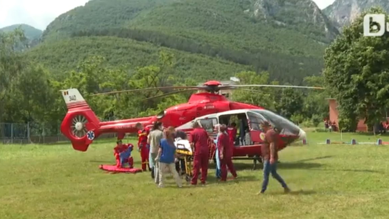 Нова драма с хеликоптер у нас, транспортира от Враца тежко пострадали... ВИДЕО