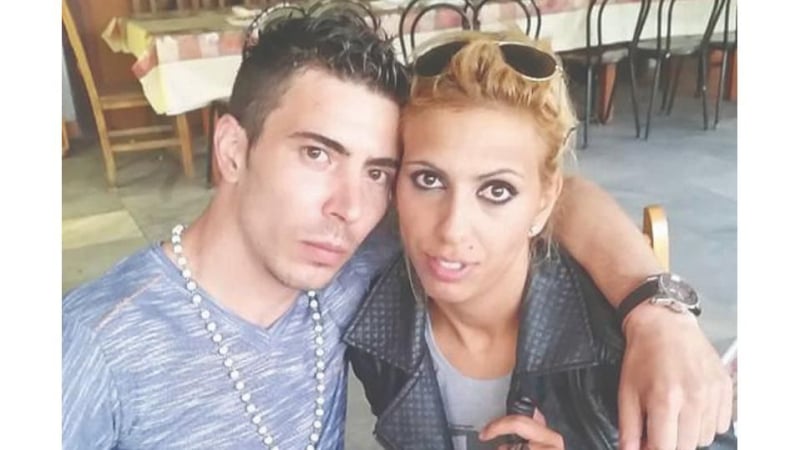 Роден наркоман смрази Гърция с убийството на дъщеричката си: Рязал трупчето ѝ като сирене