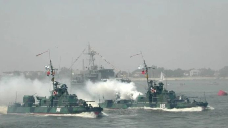Киев разкри хитър ход на Русия в Азовско море