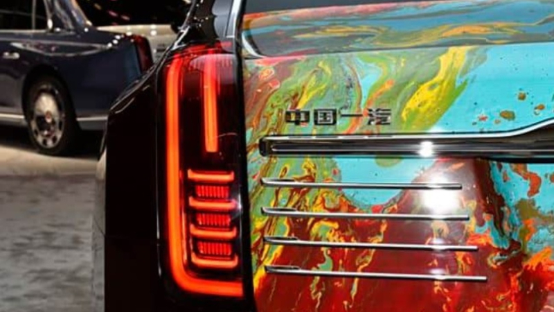 Лукс и дизайн: Най-скъпият китайски автомобил излиза на пазара СНИМКИ