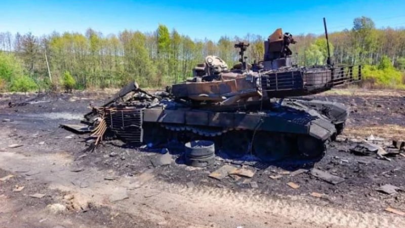 Forbes: Руснаците твърдят, че Т-90М "Пробив" е оцелял след удар с Javelin, но...