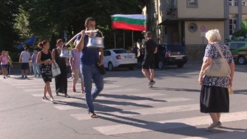 Заради безводие: Жители на Караисен излизат на протест