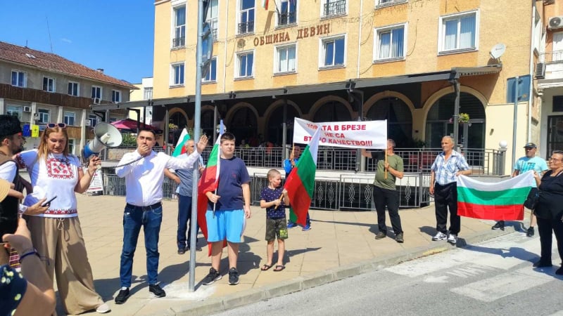 Тодор Батков-син: Стига празни обещания и лъжи - всички граждани на България имат равни права и няма втора категория хора