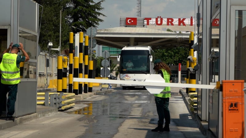 Умопомрачителна СНИМКА от границата с Турция