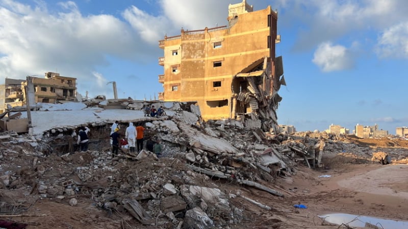 Либия осъди 12 държавни служители за срутените язовири, убили хиляди