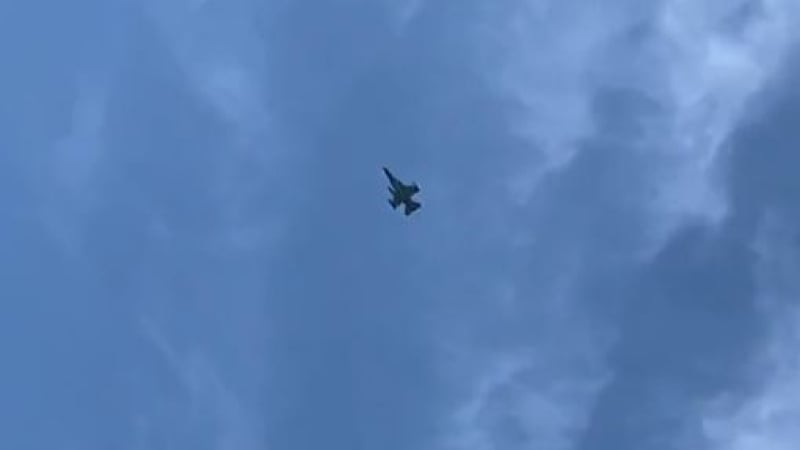 Първият изтребител F-16 вече е забелязан над Украйна ВИДЕО