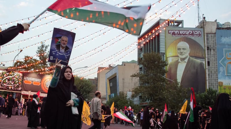 Върховният лидер на Иран нареди директна атака срещу Израел