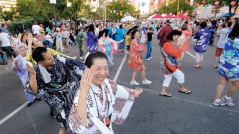 Япония отбелязва празника "О-бон"