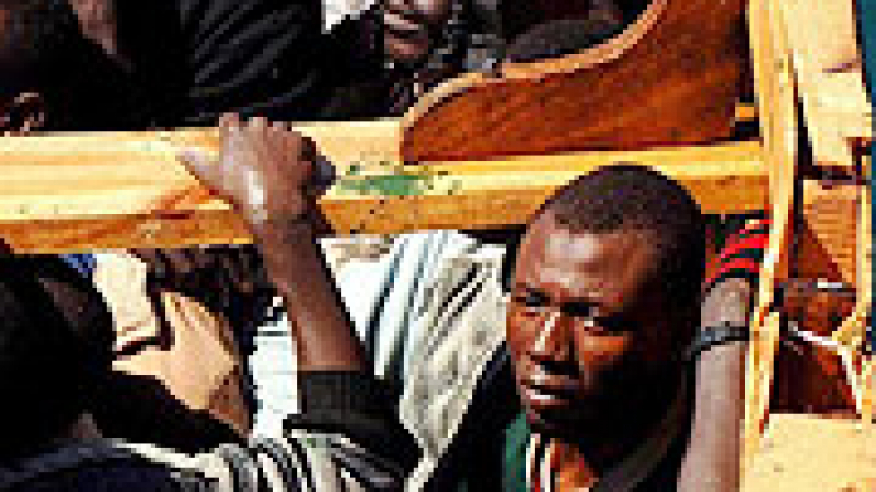 Отвлякоха лодка с 5-ма чужденци в Южна Нигерия