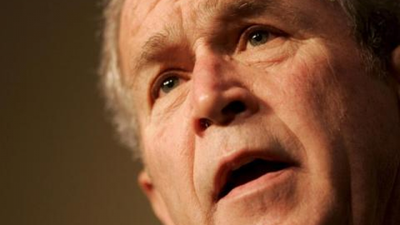 Буш обеща всеобхватна помощ за жертвите на “Айк”