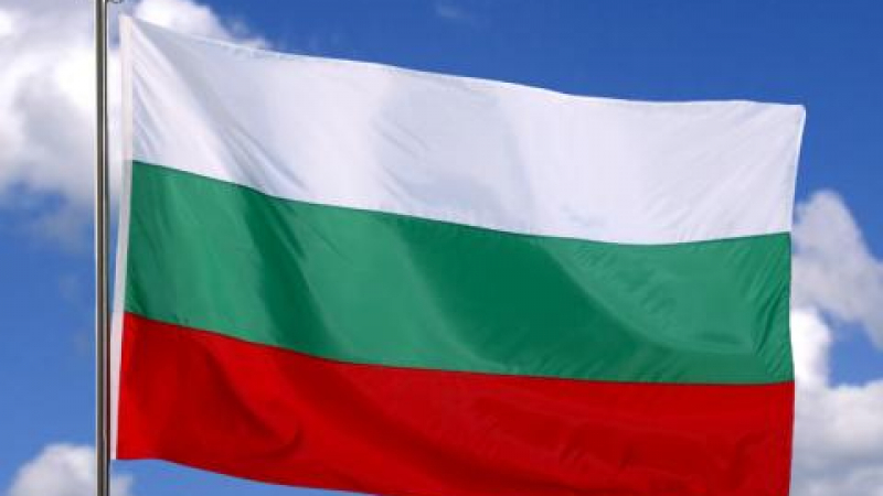 Чавдаров - защитникът на националното знаме 
