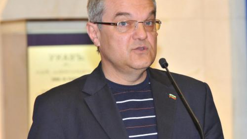 Румен Петков: Отстраняването на Драшков е грешка