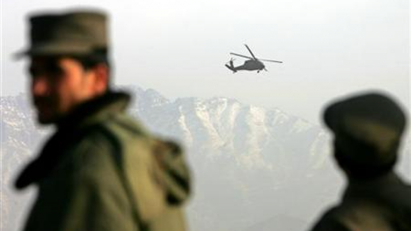 9 афганистански войници убити по грешка