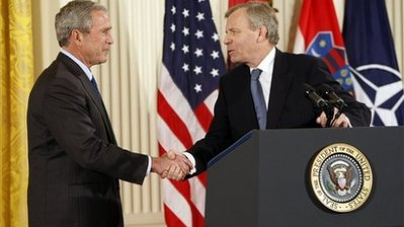 Буш подписа протоколитe за приемане на Албания и Хърватия в НАТО