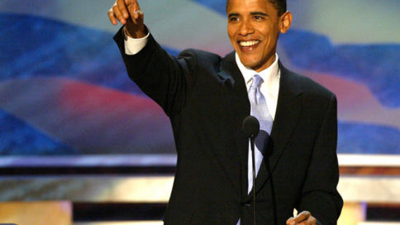 Обама победи Маккейн при гласуването в първите две избирателни секции