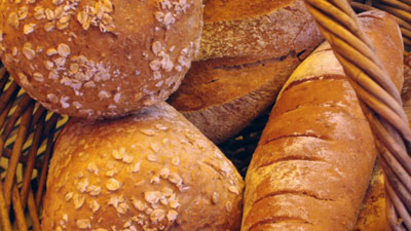 В Бургас брашното поевтинява, хлябът – не