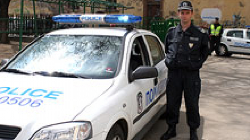 Генерали, дипломати и юристи правят комитет в защита на благоевградските полицаи
