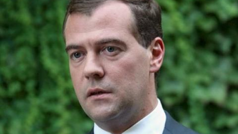 Медведев: Русия може да бъде само президентска република