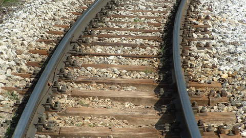 Човешка грешка едва не причини влакова катастрофа край Владо Тричков