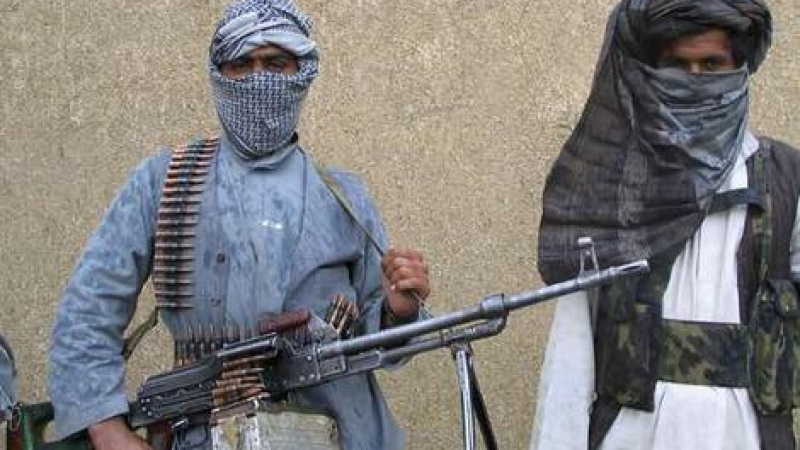 Талибаните заплашват с атентати Париж