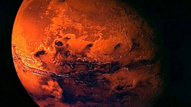 Американски учени откриха огромни ледници под повърхността на Марс 