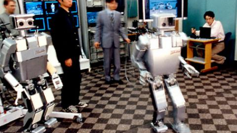 Японски театър с роботи
