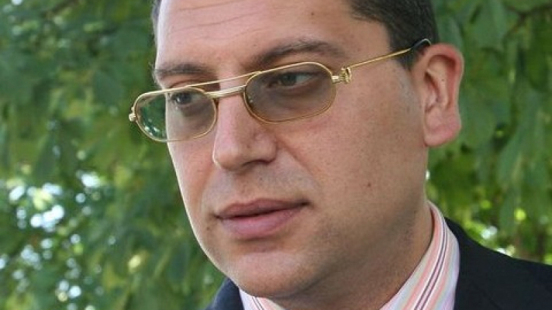 Марио Николов: Аз съм сапунчето за измиване на мръсни политически ръце