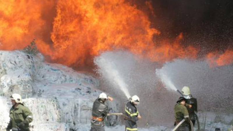 Подпалиха входната врата на БСП в Пловдив 