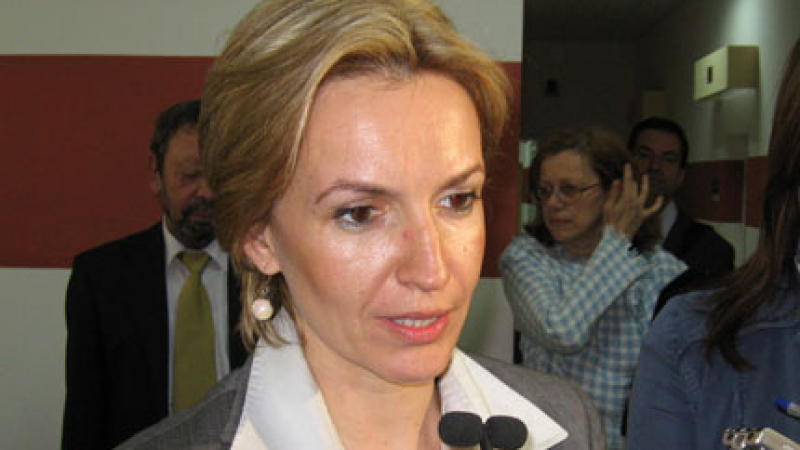 Грънчарова: докладът на ЕК ще е без интрига  