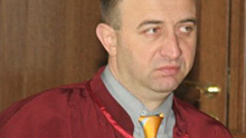 Роман Василев: Твърденията на Караали и Лиани са различни неща