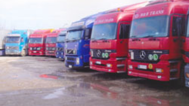 130 сръбски камиона блокирани в Гърция