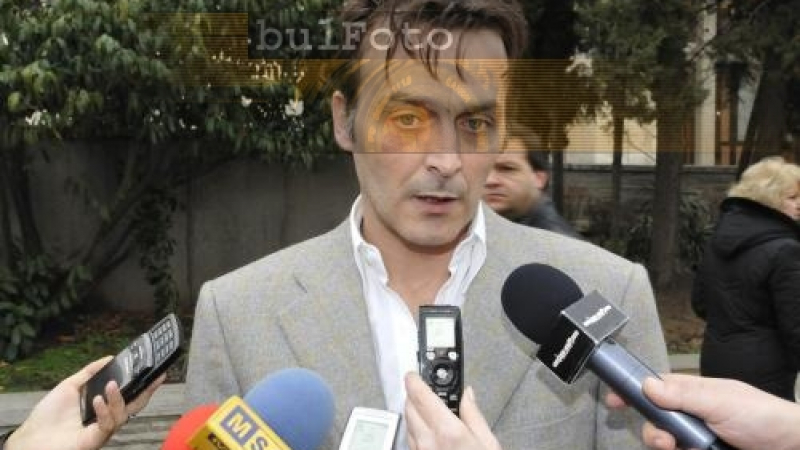 Красимир Горсов протестира пред Бургаския съд срещу леките присъди за убийци на пътя 