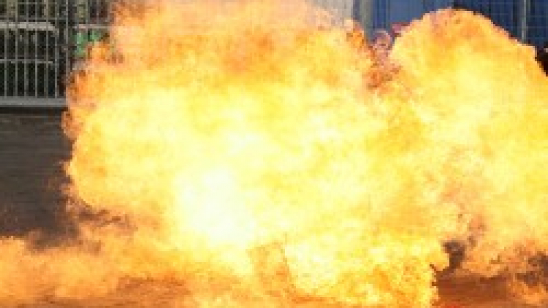 Подпалиха офиса на гръцки депутат в Солун