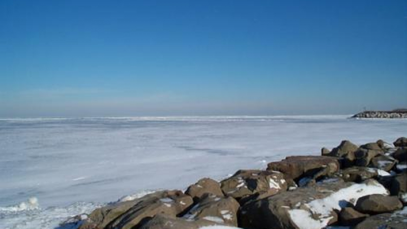 Пропукване на лед причини смъртта на рибар в Охайо