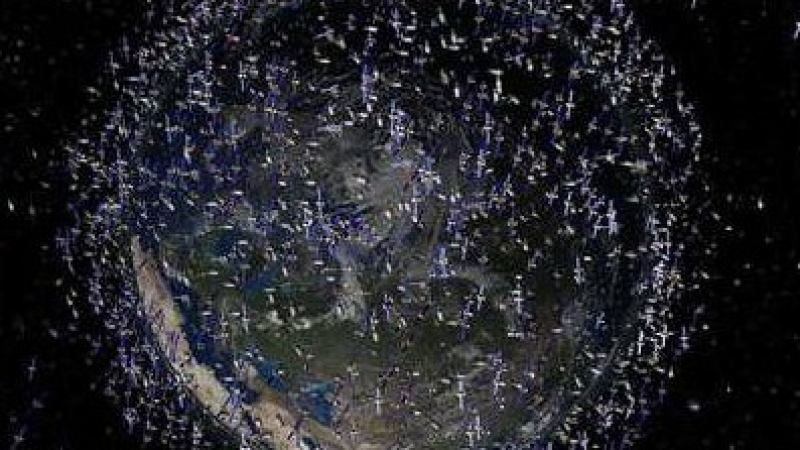 5200 сателита космически боклук около Земята