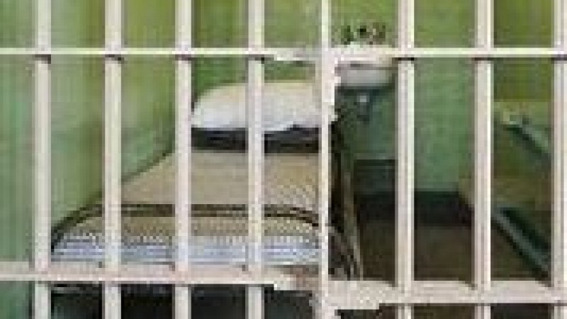 Италианец бяга от домашен арест, предпочита затвора