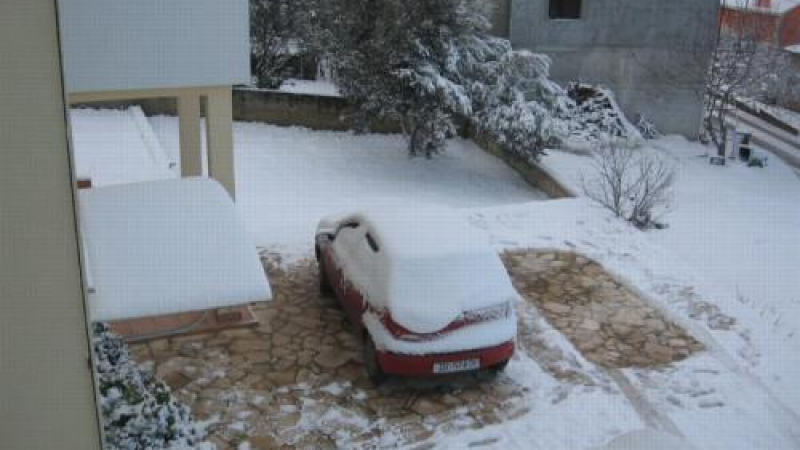 Сняг откъсна Далмация от останалата част на Хърватия
