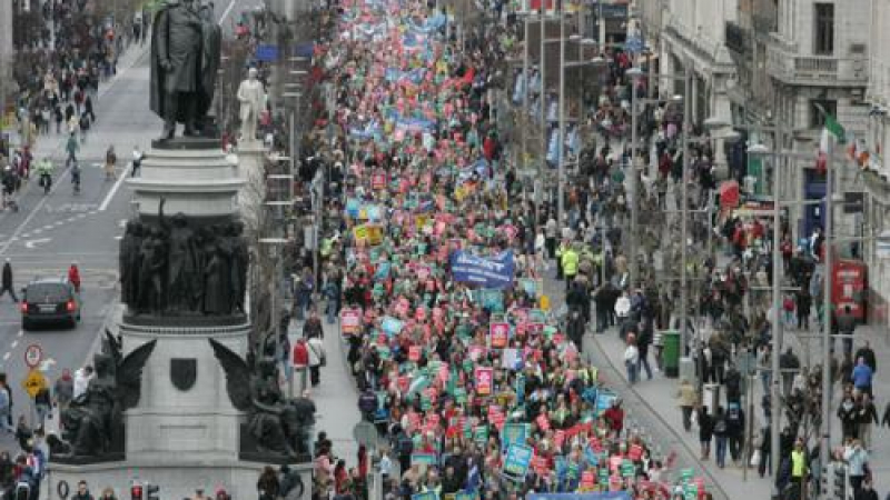 100 000 протестираха в Дъблин