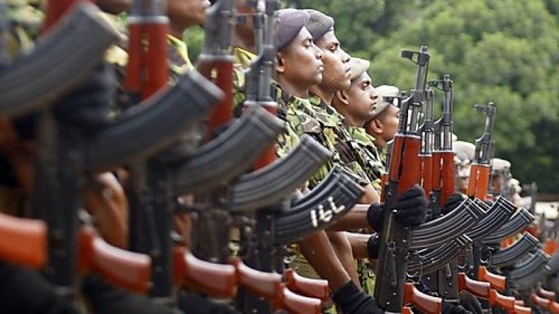 Убиха 8 цивилни, сред които и деца, в Шри Ланка