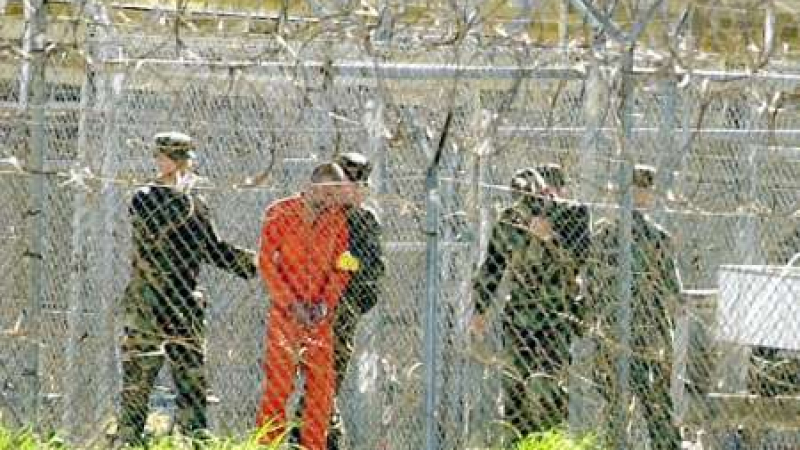 Испания готова да приеме затворници от Гуантанамо