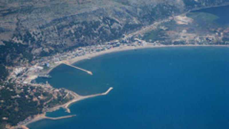 Албания дава пристанище на Косово