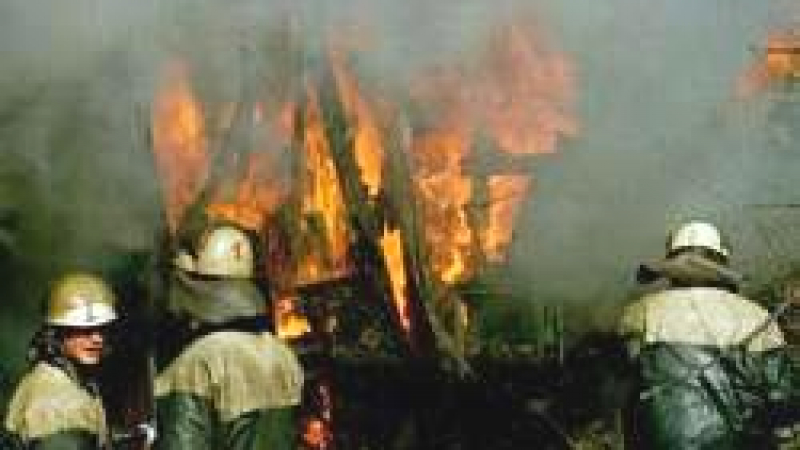 Пиянство причинило пожара в Урал, при който загинаха 8 души