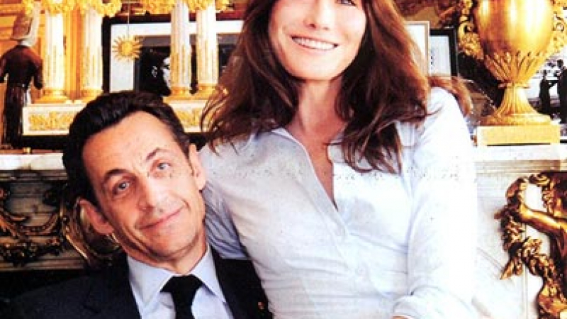 Саркози и Карла Бруни ще осиновят дете