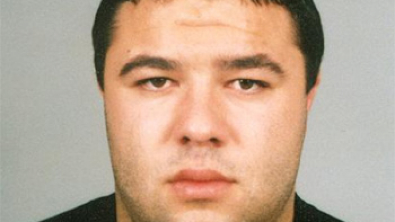 Замесен в кражбата на джипа на Кирил Добрев хванат с оръжие и дрога