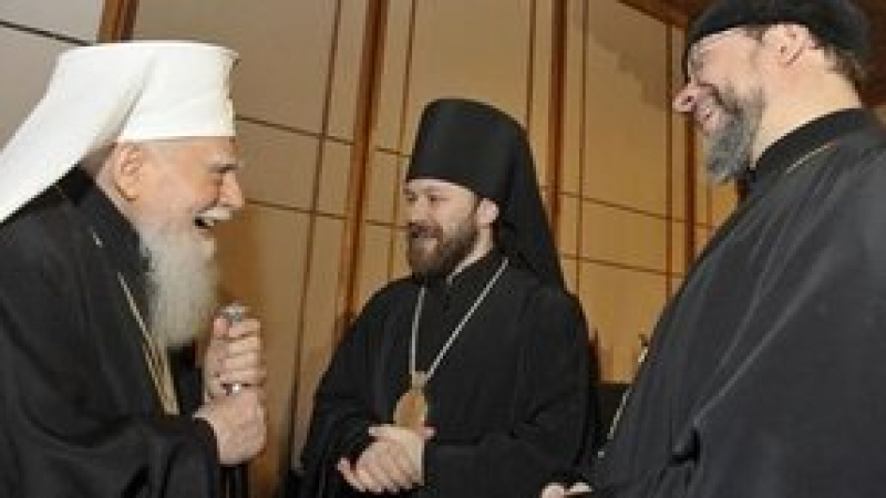 Митрополити от всички православни църкви се събраха да помагат за казуса в БПЦ