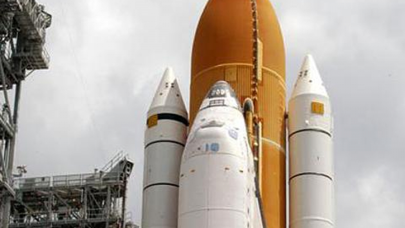 НАСА отложи изстрелването на совалката “Дискавъри”