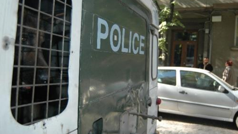 Български автовоз е бил нападнат в района на Драма 
