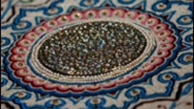 Килим с перли и скъпоценни камъни за милиони продават в Катар