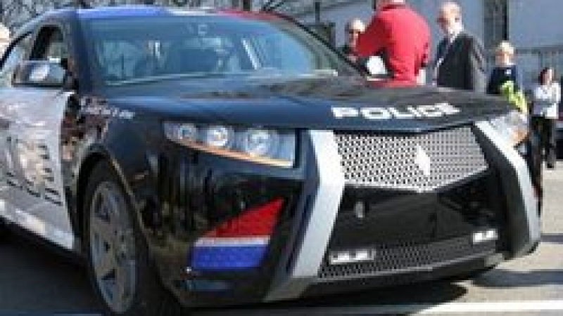 Полицейска кола-мечта