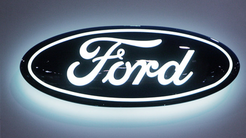 “Форд” няма да иска правителствено помощ за борба с кризата